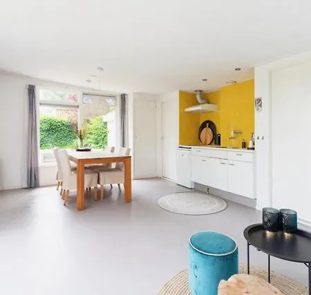 BEACHHOUSE&SPA Ouddorp aan Zee Vakantiehuis
